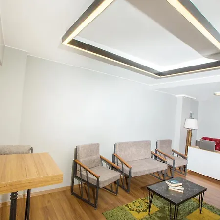 Aparthotel Gala Suites *