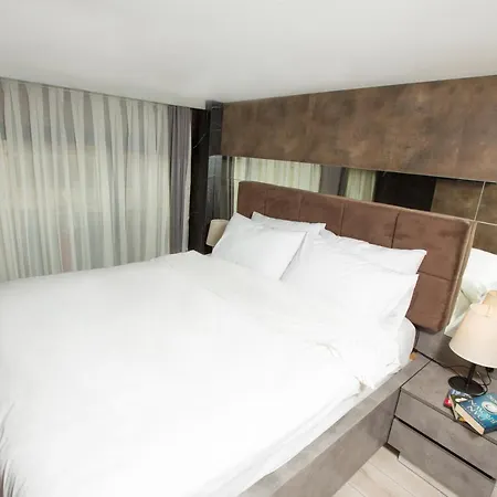 Gala Suites *
