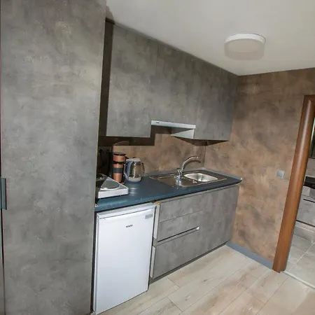 Aparthotel Gala Suites *