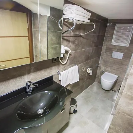 Gala Suites Aparthotel