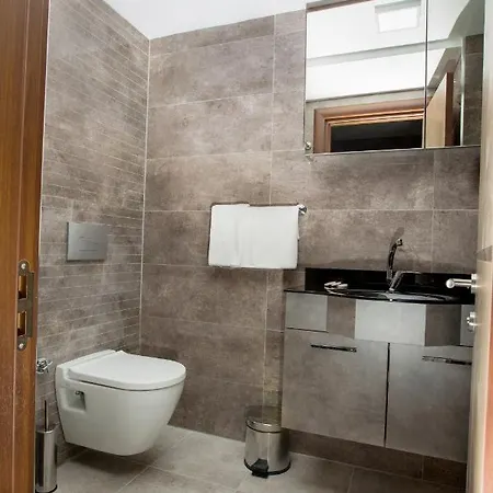 Aparthotel Gala Suites *